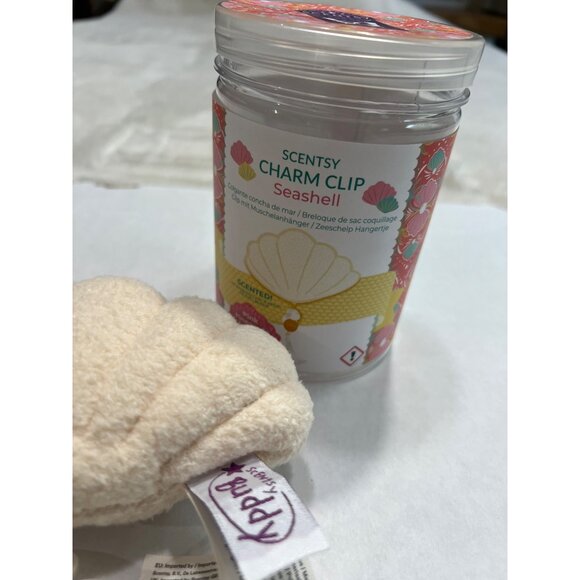 Scentsy Seashell Charm Clip With Tassel - Picture 6 of 7